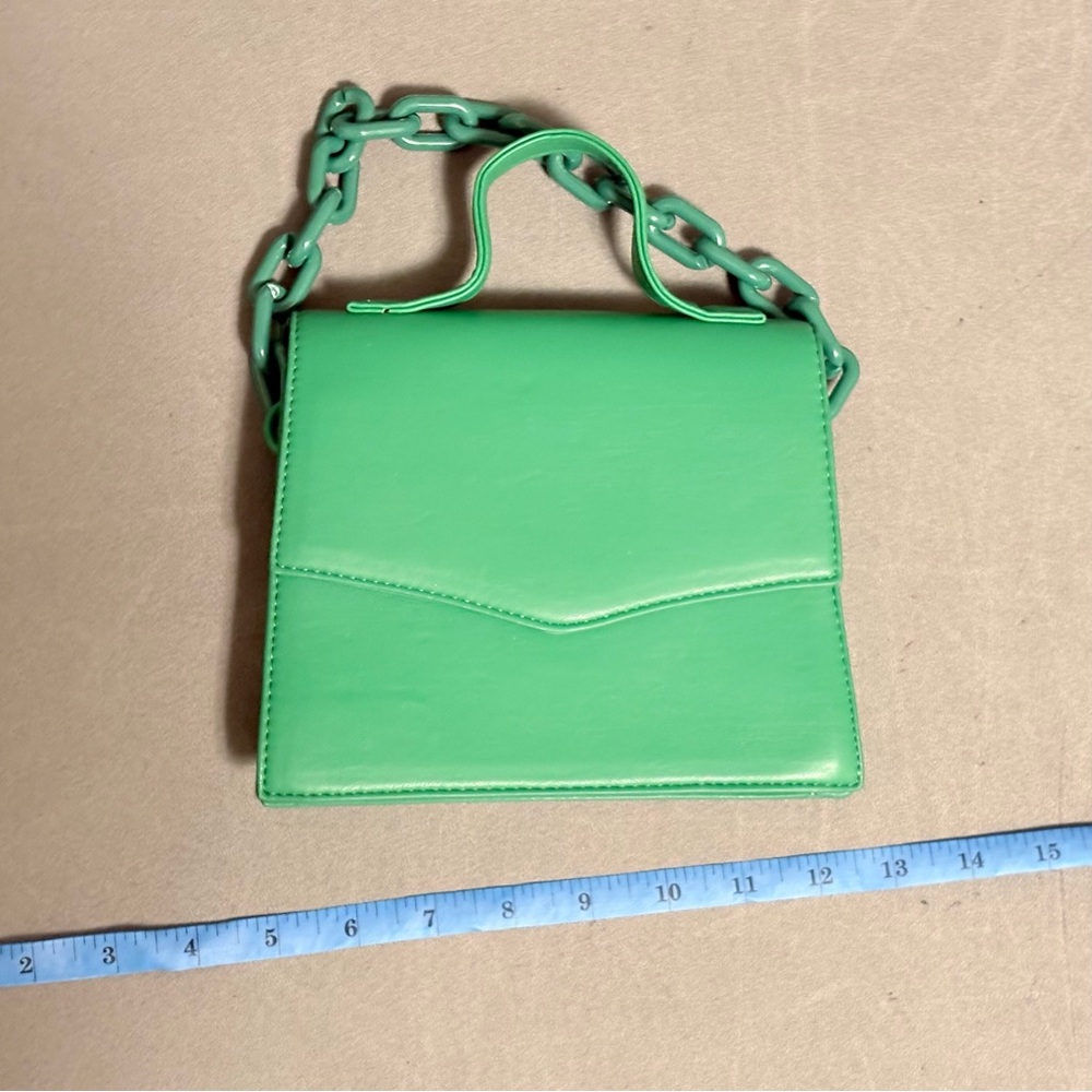 Chic Green Mini Bag with Chain Handle